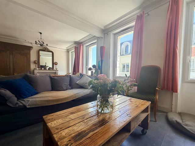 Barneville Carteret: grande maison à acheter 449350 €