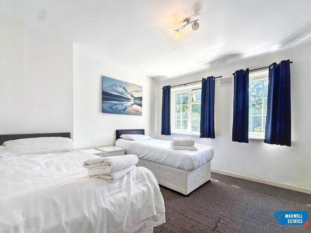 Barnfield Road, Edgware 2 bed semi detached house to rent £2,000 pcm £462 pw