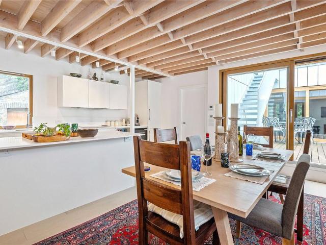 Barnsbury Street, London, N1 4 bed detached house to rent £15,000 pcm £3,462 pw