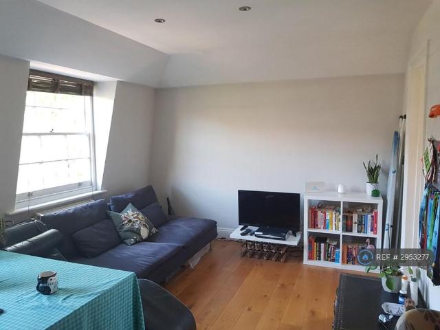 Barnsbury Street, London, N1 1 bed flat to rent £2,650 pcm £612 pw