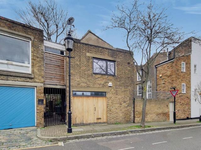 Barnsbury Terrace, Barnsbury, London, N1 1 bed house to rent £3,000 pcm £692 pw