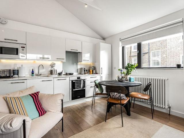 Barnsbury Terrace, London N1, 1 bed end terrace house to rent, £3,000 pcm | PrimeLocation