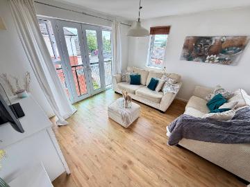 Barnsdale Close, Loughborough LE11, 2 bed flat to rent, £995 pcm | PrimeLocation