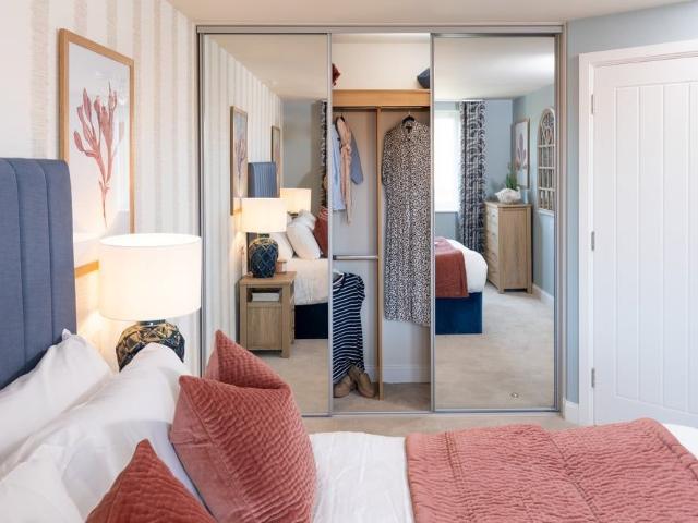 Barnsdale Drive, Westcroft, Milton Keynes MK4, 1 bed flat to rent, £2,565 pcm | PrimeLocation