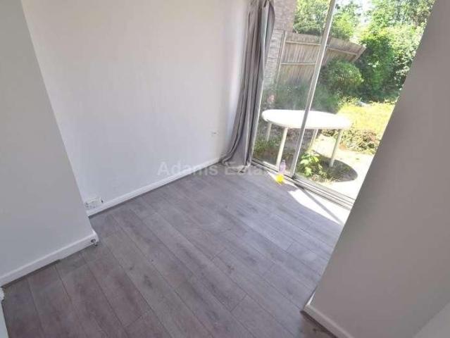 Barnsdale Road, Reading, RG2