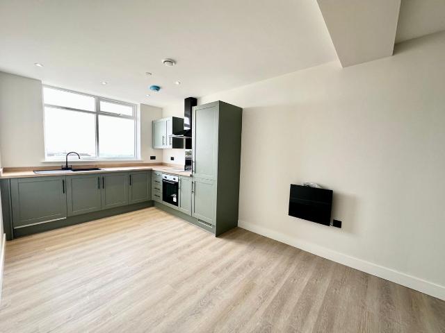 Barnsley S70, 2 bed flat to rent, £850 pcm | PrimeLocation