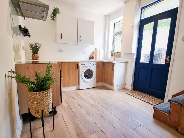 Barnsley S71, 2 bed terraced house to rent, £750 pcm | PrimeLocation