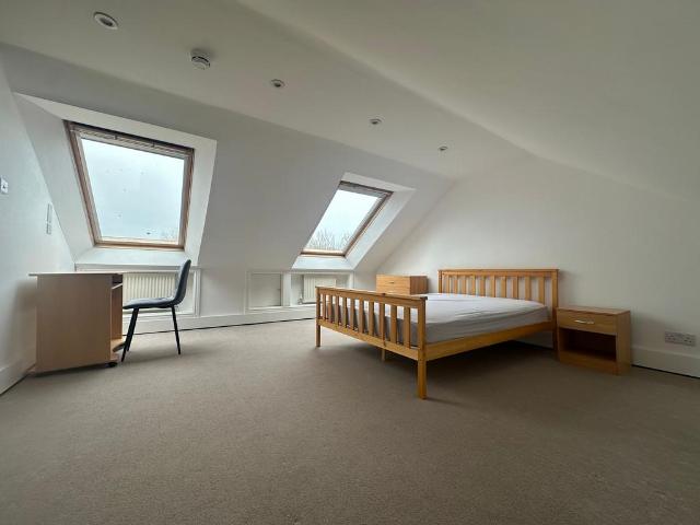Barnwood Avenue, Gloucester GL4 1 bed house of multiple occupation to rent £650 pcm £150 pw