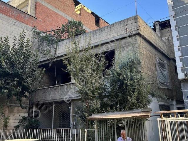 Baron Dan Beyazlar Mahallesi 2 Katlı Müstakil