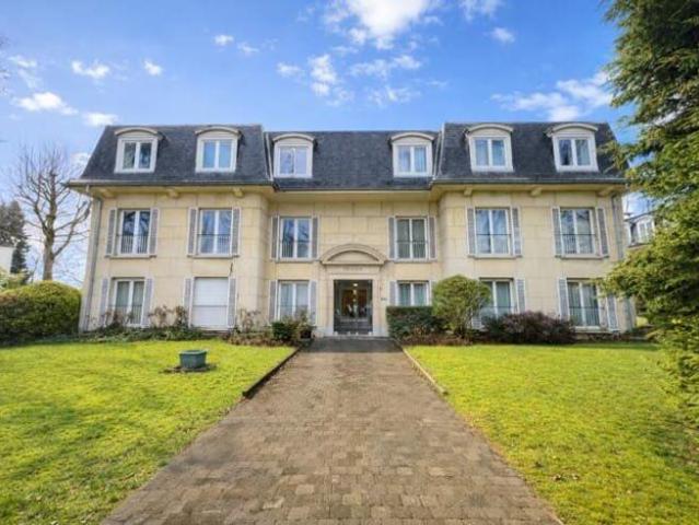 Baron d'Huart Appart 3ch. avec terrasse et garage
