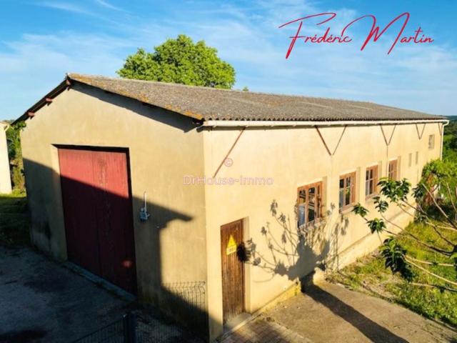 Baron, en exclusivité hangar de 250 m² sur un terrain de 3400 m²