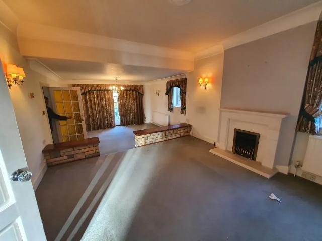 Baron Gardens, Ilford IG6, 1 bed flat to rent, £1,800 pcm | PrimeLocation