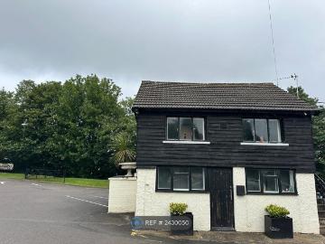 Barons Court, Cardiff CF64, 1 bed flat to rent, £745 pcm | PrimeLocation