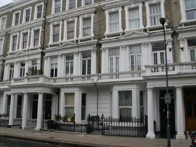 Barons Court Road, West Kensington W14, 2 bed flat to rent, £2,450 pcm | PrimeLocation