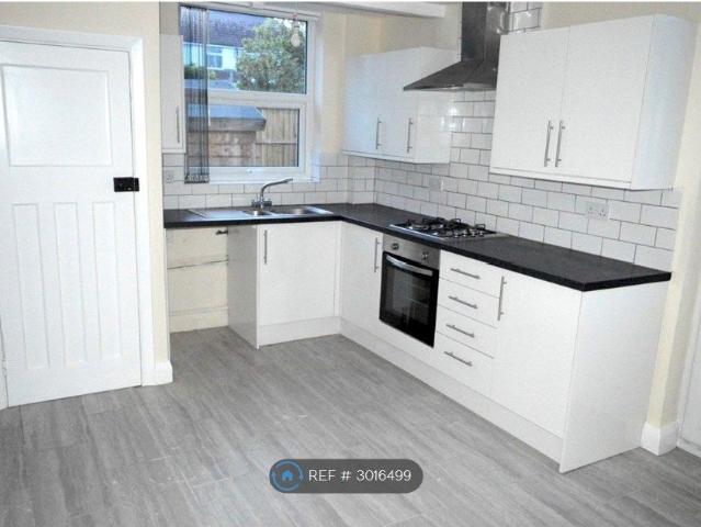 Barons Croft, Coventry CV3, 3 bed semi detached house to rent, £1,200 pcm | PrimeLocation