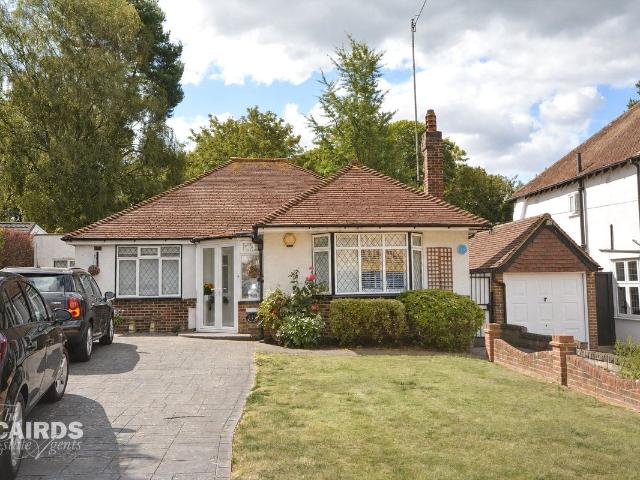 Barons Hurst, Epsom, Surrey KT18, 3 bed bungalow to rent, £2,750 pcm | PrimeLocation