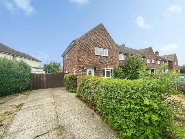 Barons Way, Egham, Surrey TW20, 2 bed end terrace house to rent, £1,700 pcm | PrimeLocation