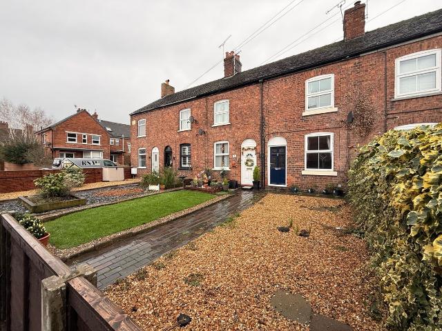 Barony Buildings, Nantwich CW5, 2 bed terraced house to rent, £900 pcm | PrimeLocation
