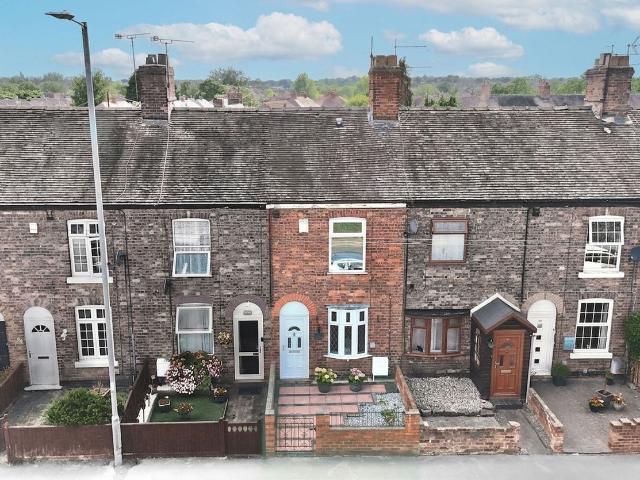 Barony Road, Nantwich CW5, 2 bed terraced house to rent, £1,000 pcm | PrimeLocation