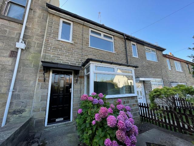 Barran Street, Bingley, West Yorkshire BD16, 2 bed detached house to rent, £950 pcm | PrimeLocation