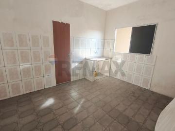 Barracão para Locação – Bairro Colorado 1 quarto, 2 Vagas de garagem e quintal