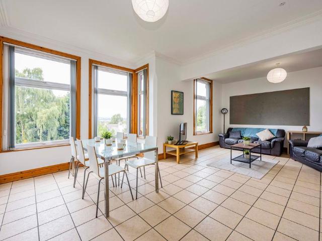 Barrack Lane, The Park, 6 bed semi detached house to rent £21,120 pcm £4,874 pw