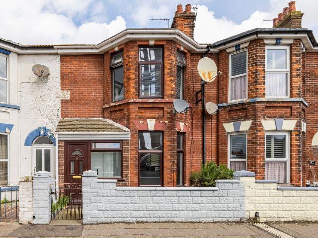 Barrack Road, Great Yarmouth NR30, 3 bed terraced house to rent, £900 pcm | PrimeLocation