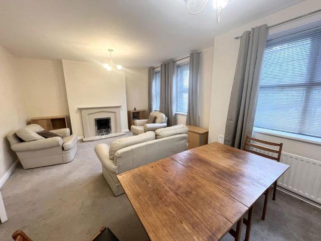 Barrack Road, Newcastle upon Tyne. 2 bed ground floor flat to rent £900 pcm £208 pw