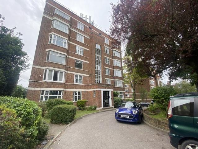 Barrington Court, Colney Hatch Lane, Muswell Hill N10, 2 bed flat to rent, £1,925 pcm | PrimeLocation