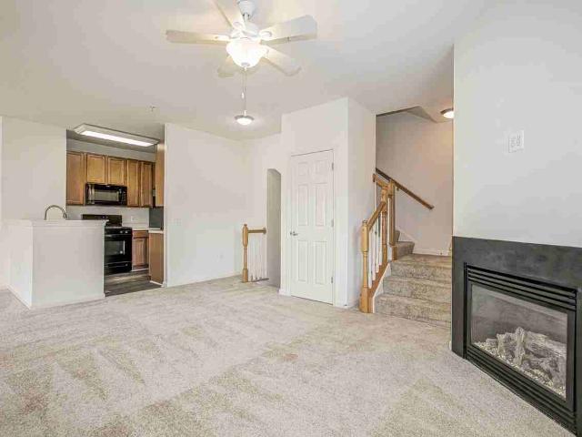 Barrington Park 1 Bedroom Apartment for Rent at 10275 Dorchester Pl, Manassas, VA 20110
