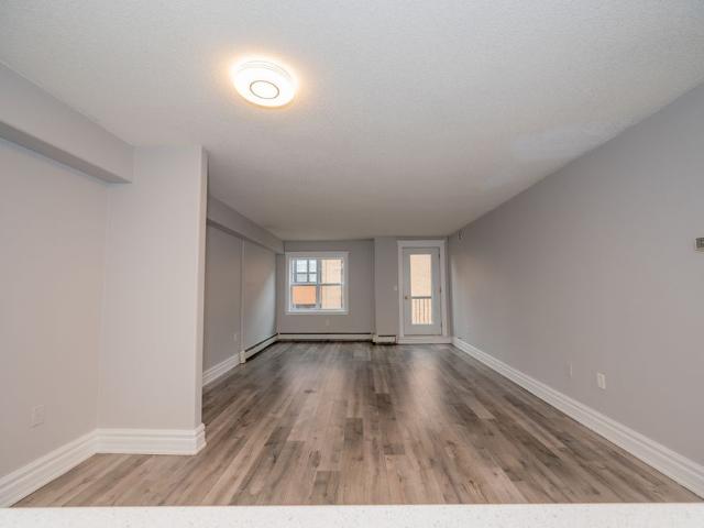 Barrington Terrace — 1 Bed+den