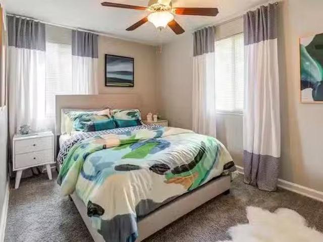 Barrington 2 Bed 1 Bath