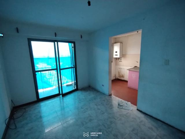 Barrio El Pozo Torre 10 Piso 6 DPTO B
