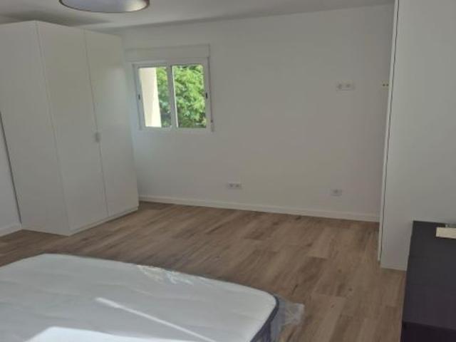 BARRIO LA TORRRE, ALQUILER DE HABITACION PARA PAREJA