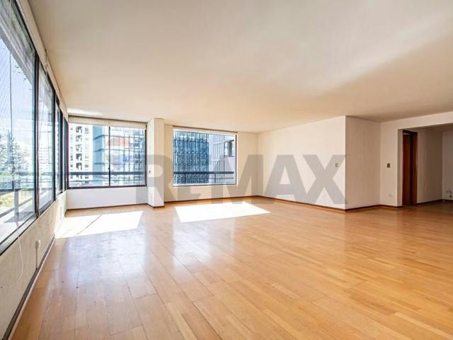 Barrio las nieves vitacura 4d 3b 2e | 4 dormitorios por 11800.00 en Vitacura