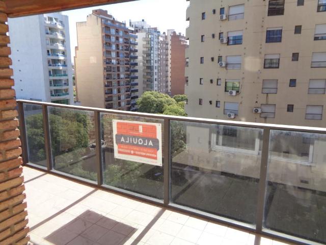 Barrio Nueva Córdoba Excelente Departamento de Categoría, Externo de 1 Dormitorio, Amplio con Balcón y Terraza con Asadores