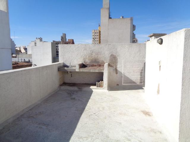 Barrio Providencia Excelente Depto. en Piso Completo de 2 Dormitorios, Muy Amplio con Balcón y Terraza Propia con Asador. Opción Cochera