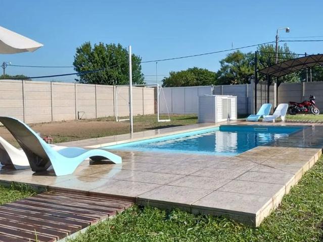 BARRIO VICENTINA SE ALQUILA CASA QUINTA