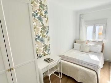 Barriada la Palmilla, Sevilla, Andalusia 41009
