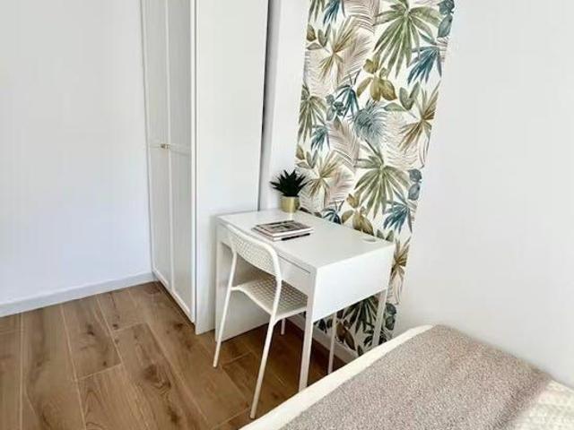 Barriada la Palmilla, Sevilla, Andalusia 41009
