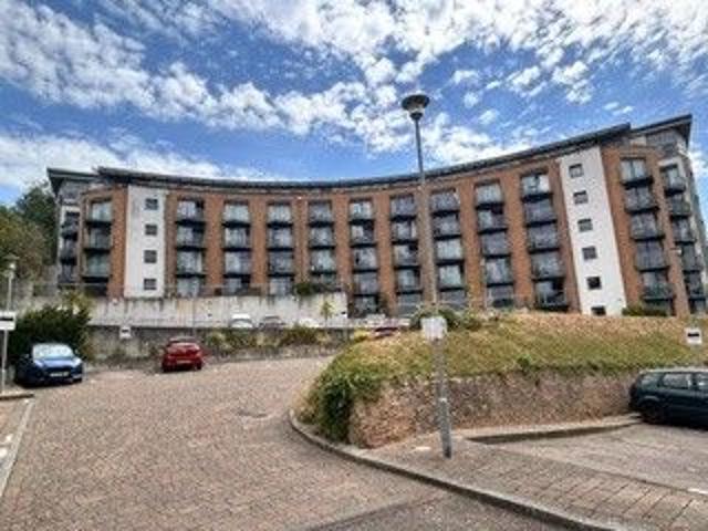 Barrier Road, Chatham ME4, 1 bed flat to rent, £1,100 pcm | PrimeLocation