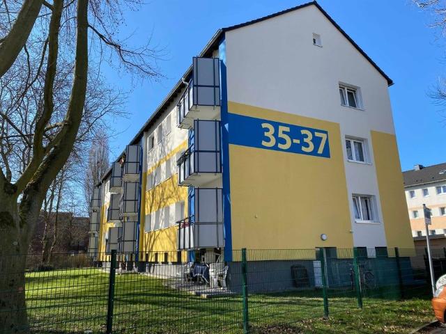Barrierearm: 3 Zimmer Wohnung im EG mit Dusche!