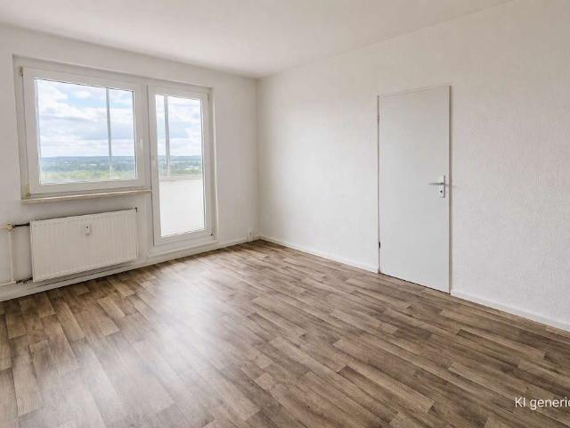 Barrierearm wohnen: 2‑Zimmer‑Wohnung mit Fahrstuhl & verglastem Balkon