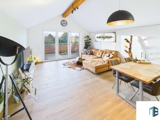 Barrierearme 3 Zimmer Wohnung mit Loft Flair, Westbalkon, Aufzug und zwei Stellplätzen in Roxheim