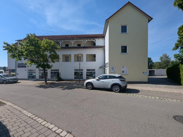Barrierearme 2,5 Zimmer Wohnung mit Balkon und Carport Stellplatz in Staig