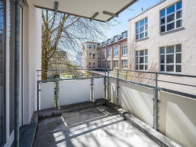 Barrierearme 2 Raumwohnung mit neuem, rollstuhlgerechtem Bad in Chemnitz