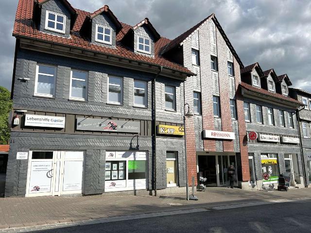 Barrierearme Wohnung im Zentrum mit 3 Zimmern, 120 m² & Balkon