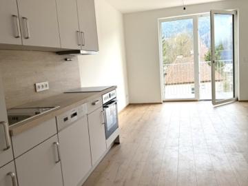 Barrierefrei! Erstbezug nach Sanierung! Modernisierte 2 Zimmer Wohnung in Mürzzuschlag mit Balkon!