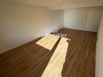 Barrierefrei & kernsaniert: 3 Zimmer Wohnung mit Balkon, Keller & Stellplatz