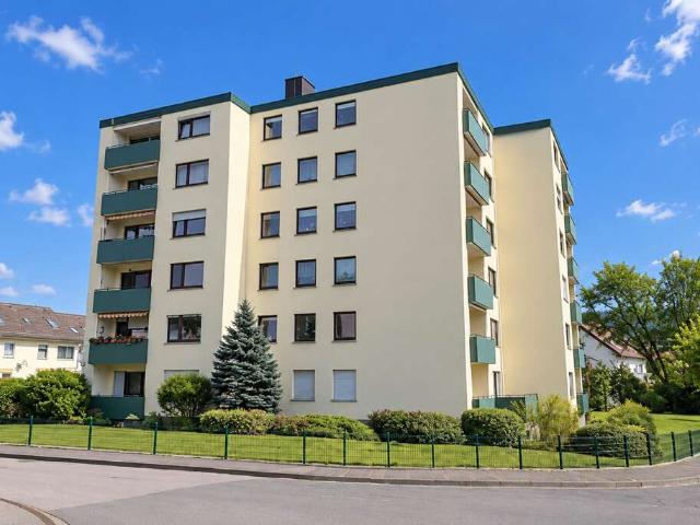 Barrierefrei ins 3. OG: 2 Zimmer Wohnung mit Aufzug, Loggia & Garage